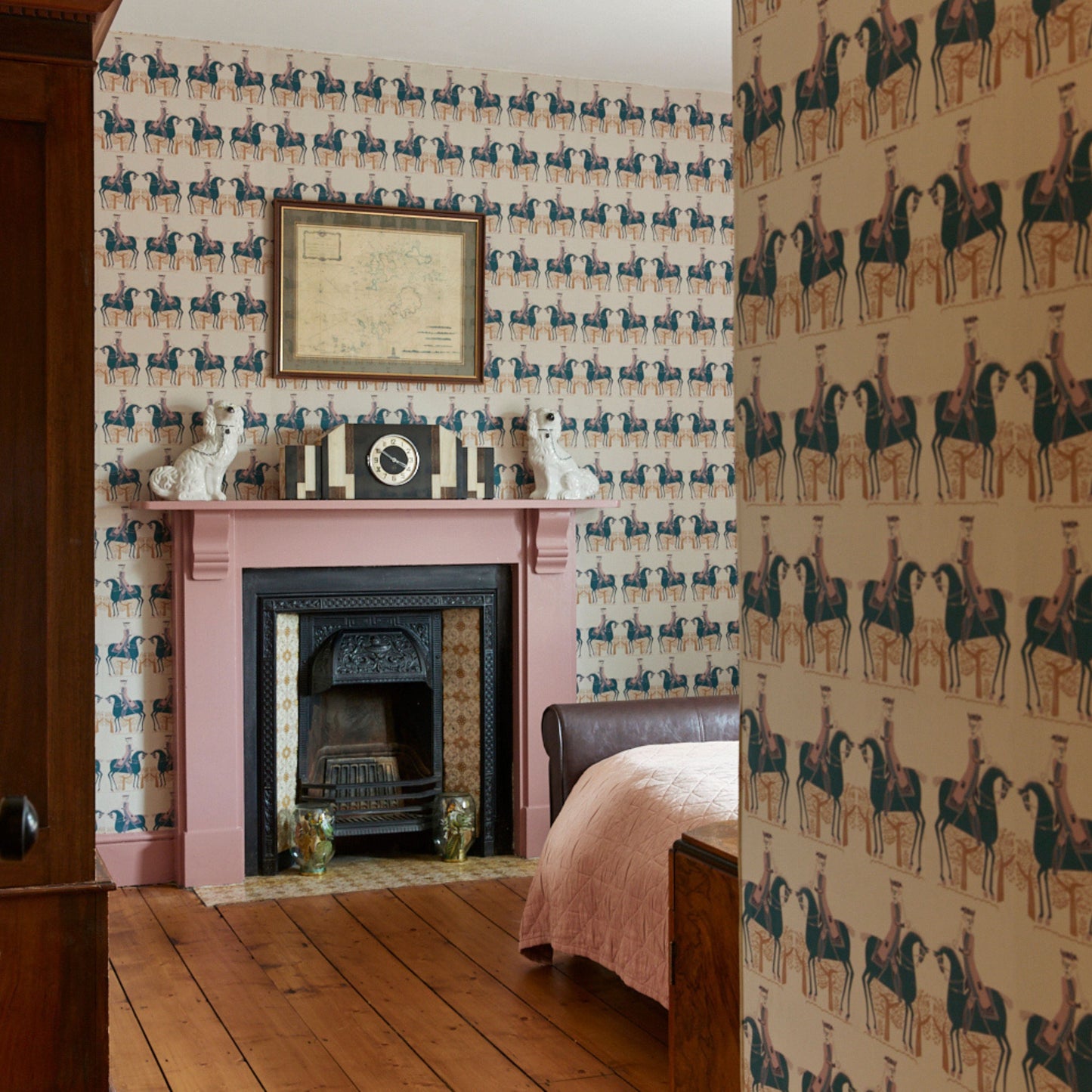 WALLPAPER Red Coat Wallpaper - Tapestry