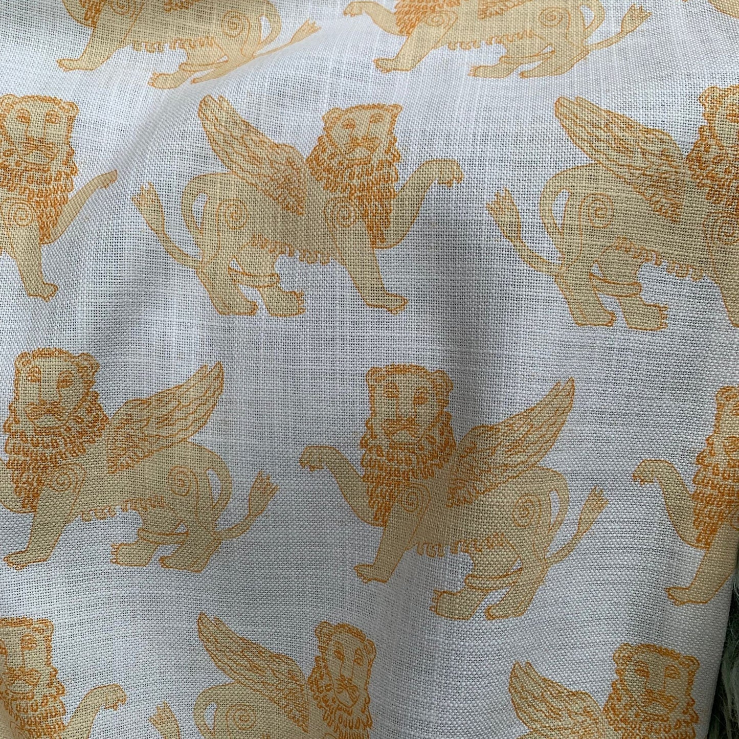 LINEN Winged Lion Linen - Mustard