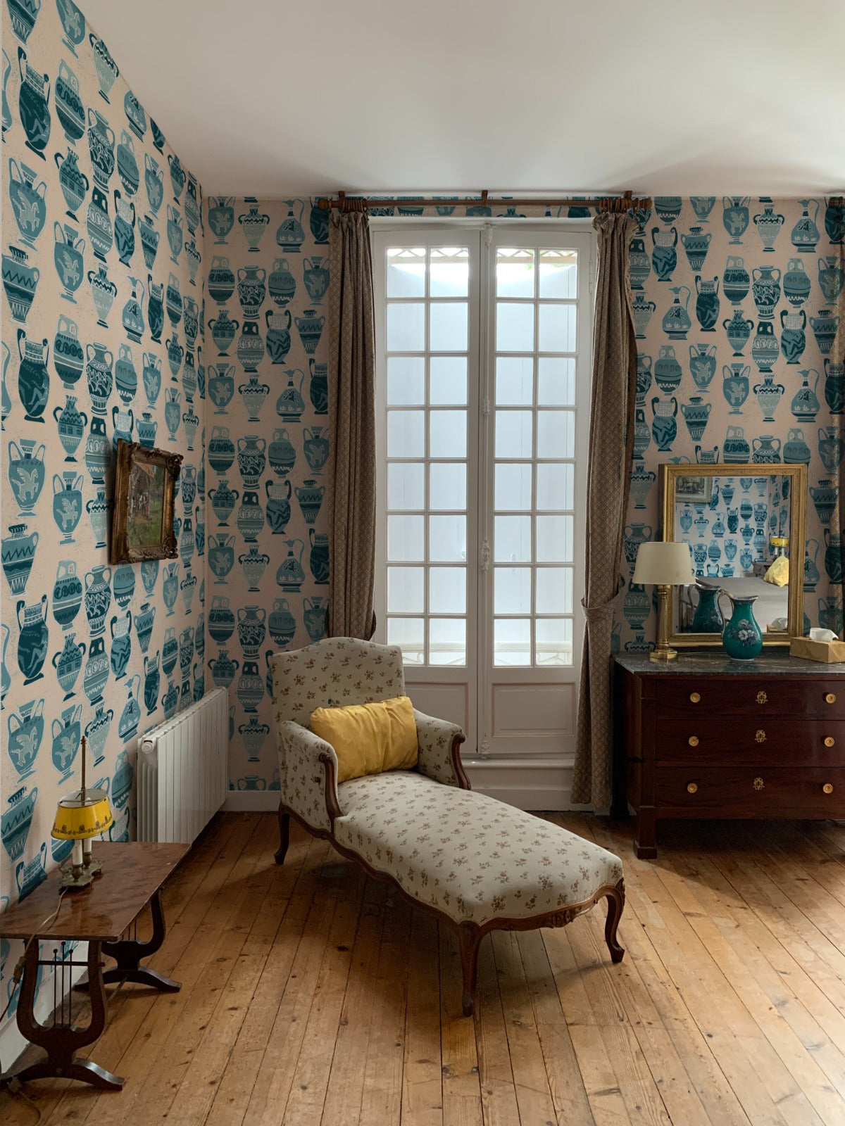 Uncover the Serene Beauty of Blue Wallpaper: Transform Your Space