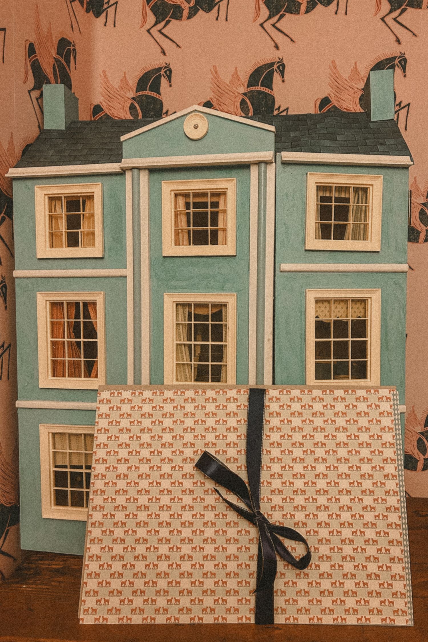 Dolls House ~ Wiggly Squiggly – Annika Reed Studio LTD
